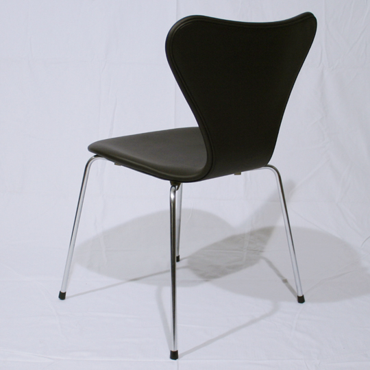 チェア＆ソファ「Model-3107 Seven Chair (leather)」