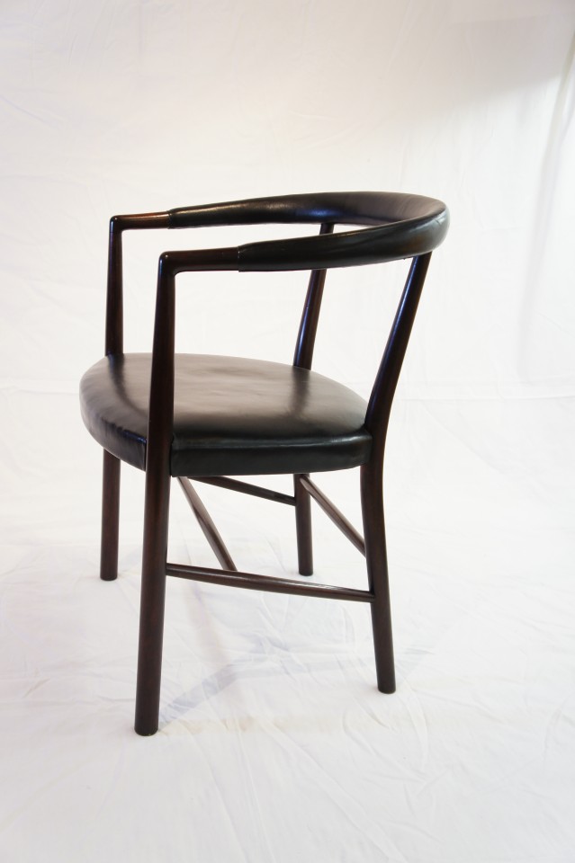 チェア＆ソファ「The UN Chair ”Model B37”」