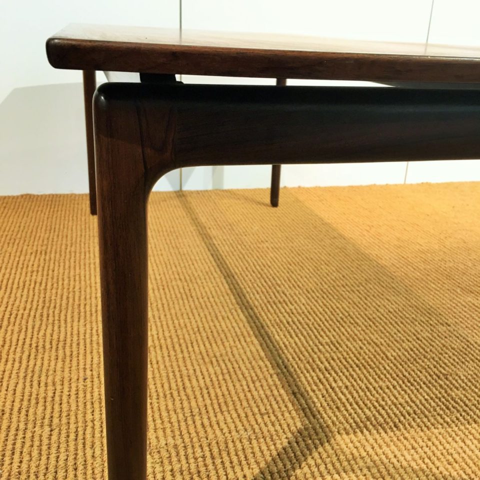 テーブル「PJ-018  コーヒーテーブル」