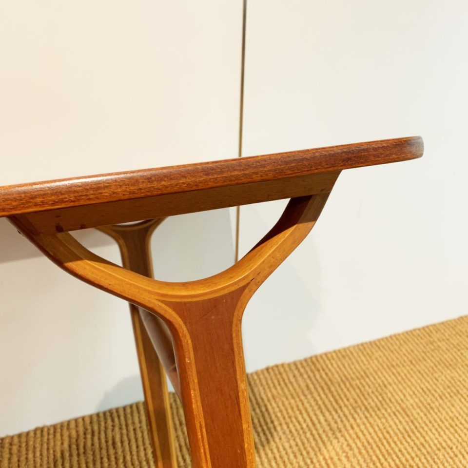テーブル「model-3650  ”AX-coffee table”」