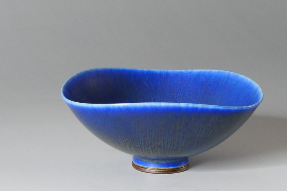 北欧雑貨「瑠璃釉沓形小鉢」