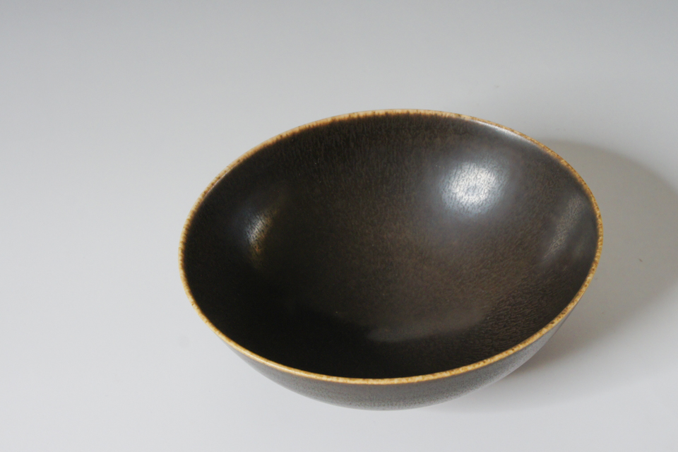 北欧雑貨「濃茶釉楕円鉢」